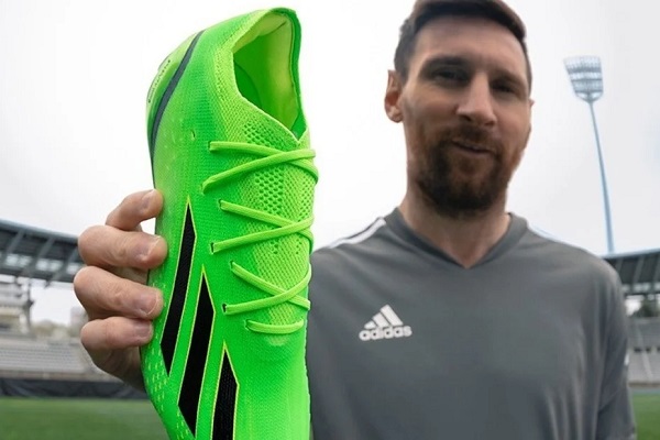 Los particulares botines de Rick y Morty que usarán Messi, Larroquette y Salah – Calzado